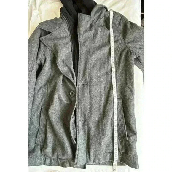 Men’s Wool Blend BKE Grey Pea Coat Slim Fit Medium W/Removable Hood. Heavy, Warm - Picture 15 of 16